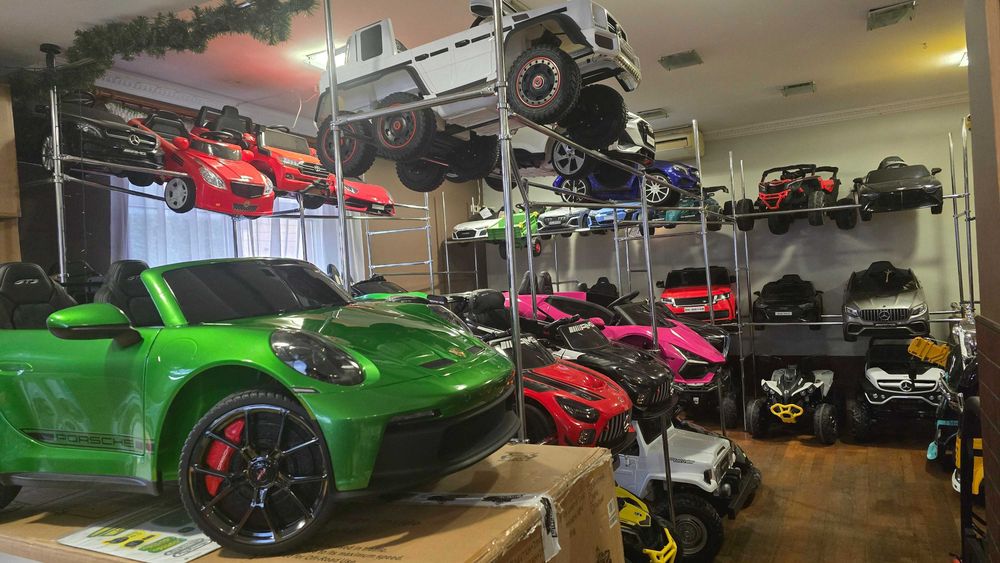 Sklep SHOWROOM AUTO samochód Akumulator Elektryczny QUAD Motor