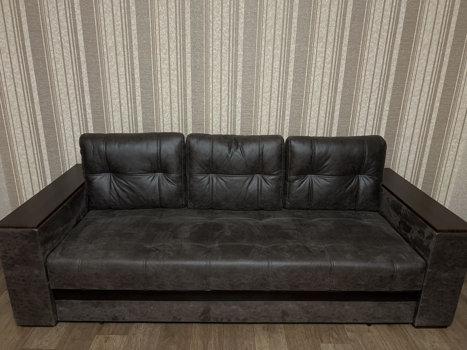 Продаю диван в ідеальному стані