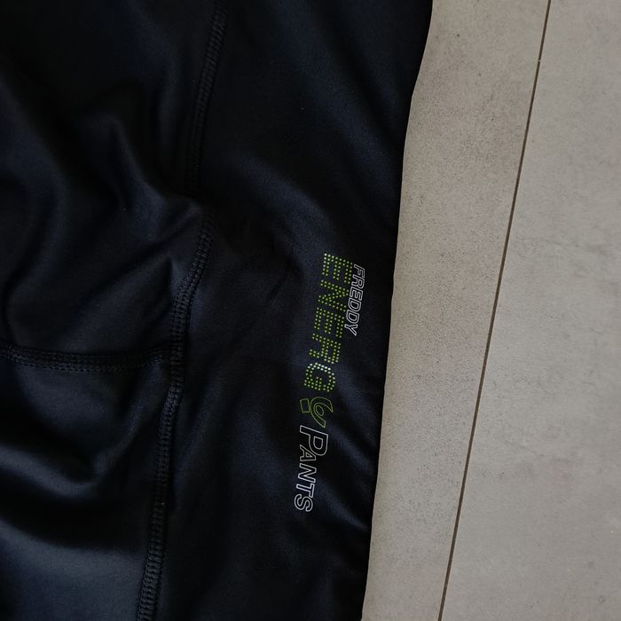 Legginsy z kulkami magnetycznymi Freddy D.I.W.O Super Fit Energy Pants