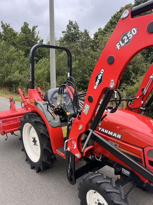 Mini Traktor Yanmar AF180 nowy Ladowacz Glebogryzarka 4x4 Transport