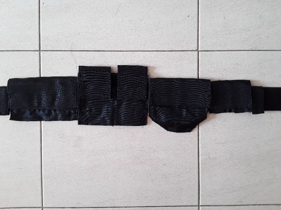Cinto táctico com 4 bolsas, estilo militar