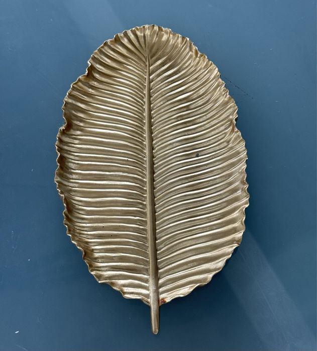 Duas peças decorativas em metal dourado!