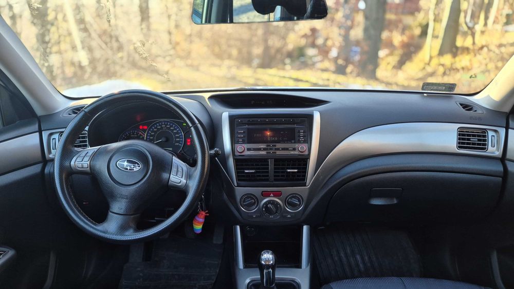 Subaru Forester 2.0 2010 rok 4x4