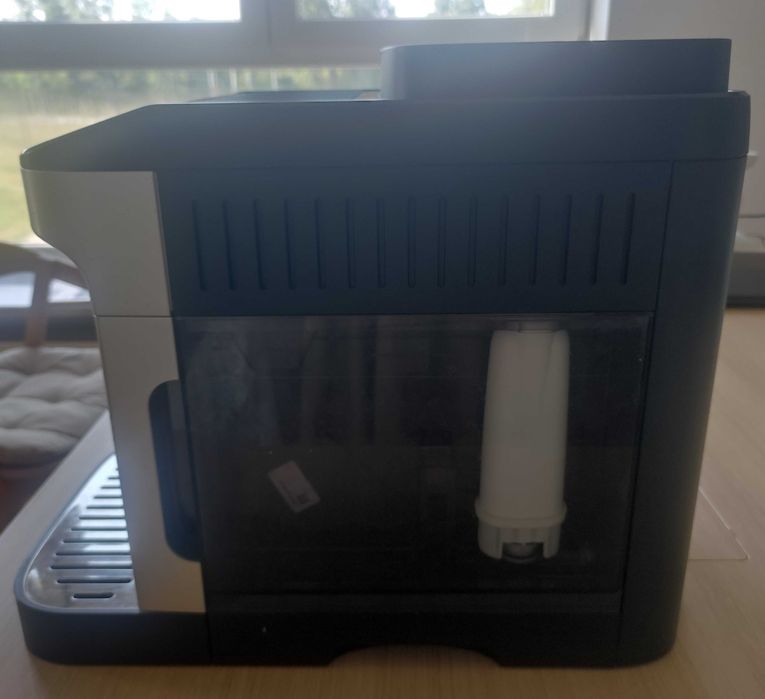 Ekspres DeLonghi Magnifica Evo