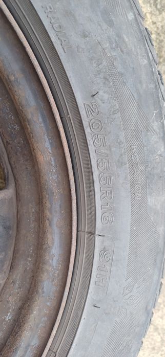 Felgi stalowe z oponami zimowymi opel zafira B r16 plus koło dojazd