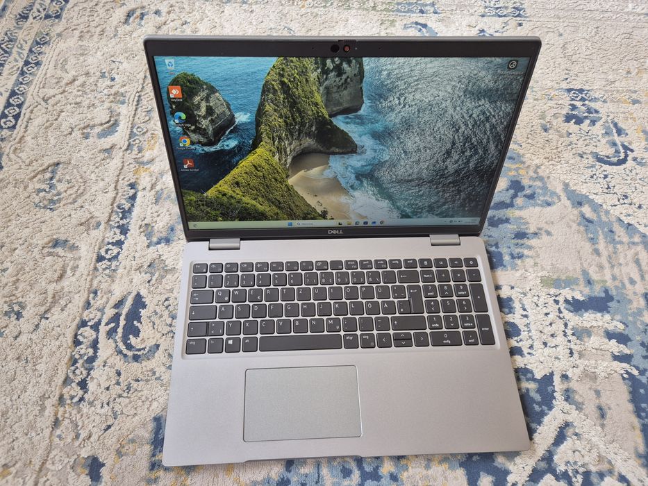 Laptop Dell Latitude 5520 | i5-1145G7 | 32 GB RAM | SSD 1 TB | Win 11 Pro