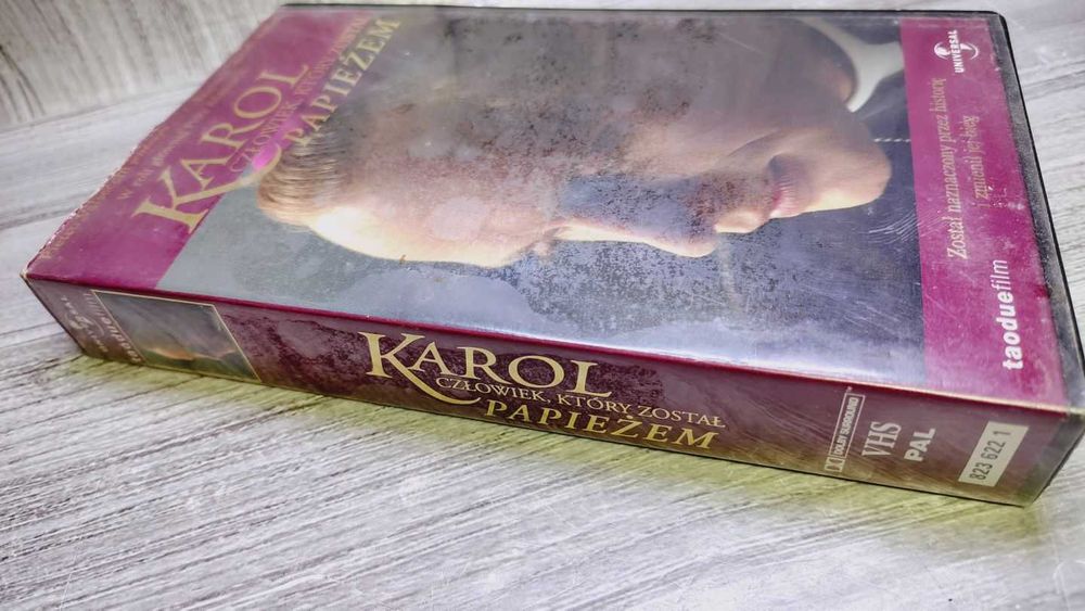 "Karol: Człowiek, który został papieżem"  VHS