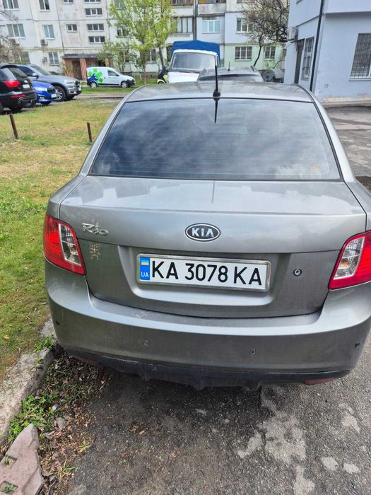 Продам KIA Rio II покоління, 2011 рік — 5300 $