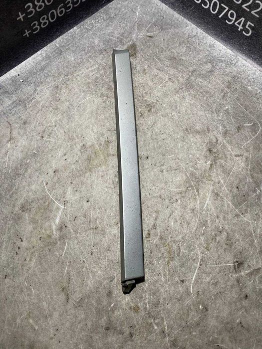 Накладка молдинг вія під праву передню фару Mercedes S-Class W140