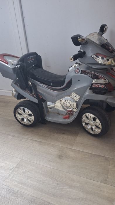 Продам квадроцикл електро мотоцикл детский