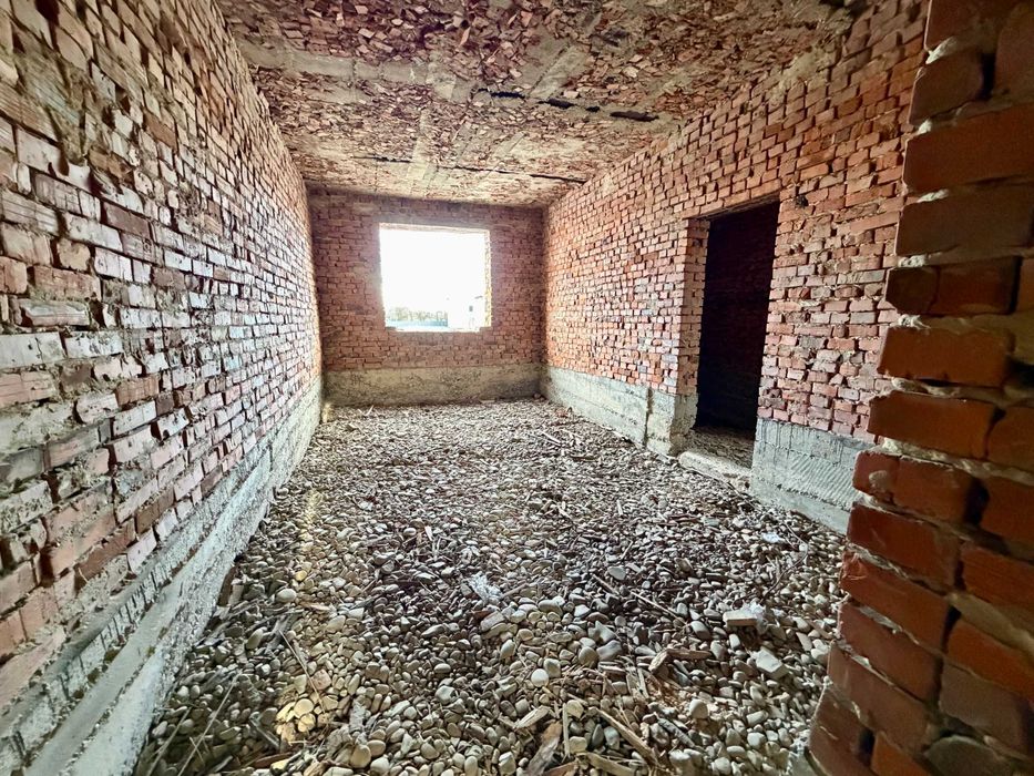 Продаж будинку з земельною ділянкою – с. Дашава (неподалік м. Стрия)