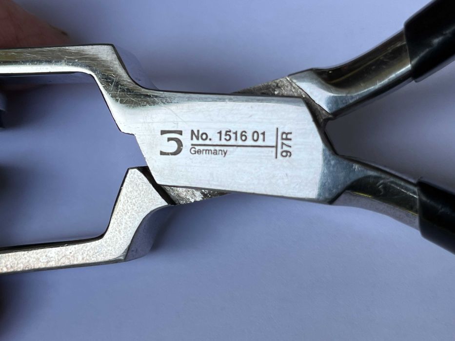 Alicate pinça em inox para agarrar e virar lentes de vidro