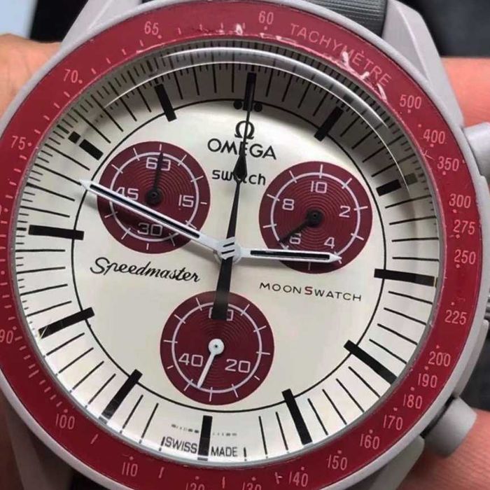 Zegarek Pluton - limitowana edycja inspirowana tajemniczą planetą