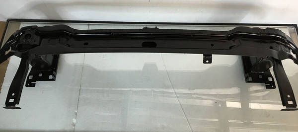 Підсилювач VW Tiguan 2017 бампера переднього 5NA807109J, 5NN807109