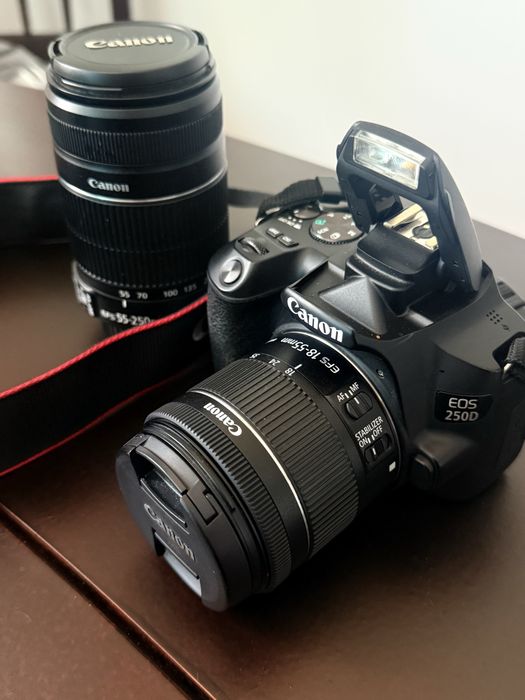 Canon 250D + 18-55mm + 55-250mm