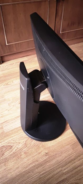 Монiтор SAMSUNG 2343BW