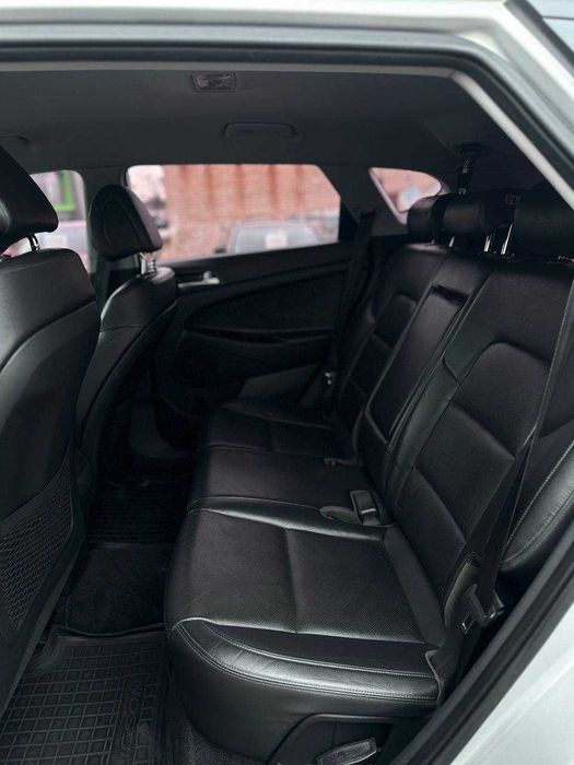 Hyundai Tucson 2015р. 2.0 дизель обмін (Перший внесок від 20%)