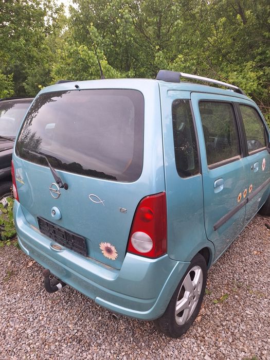 drzwi zderzak tył klapa bagażnika  Agila części