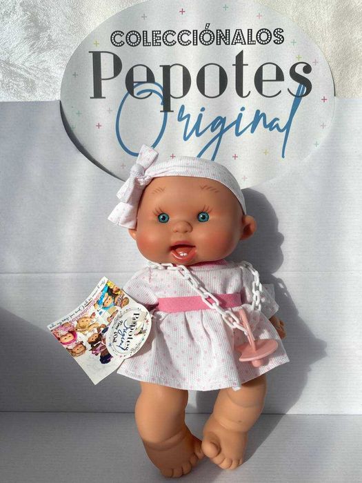 Іспанська вінілова лялька Nines D'Onil