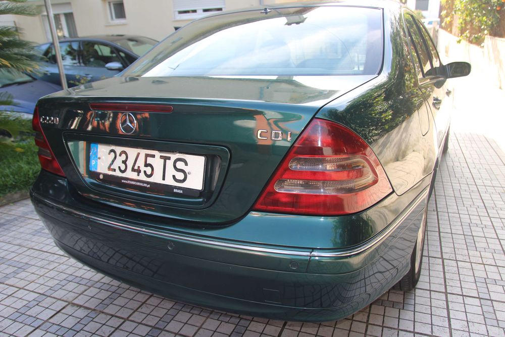 Mercedes 220 CDI