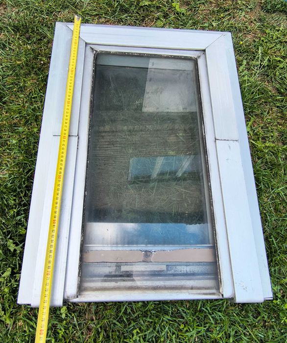 Вікно дахове, мансардне