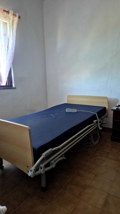 Cama articulada (como nova)