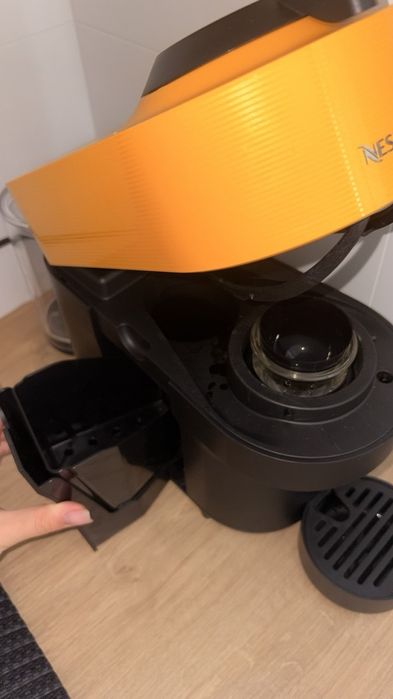 Ekspres Delonghi Nespresso Vertuo Pop ENV90.Y Żółty