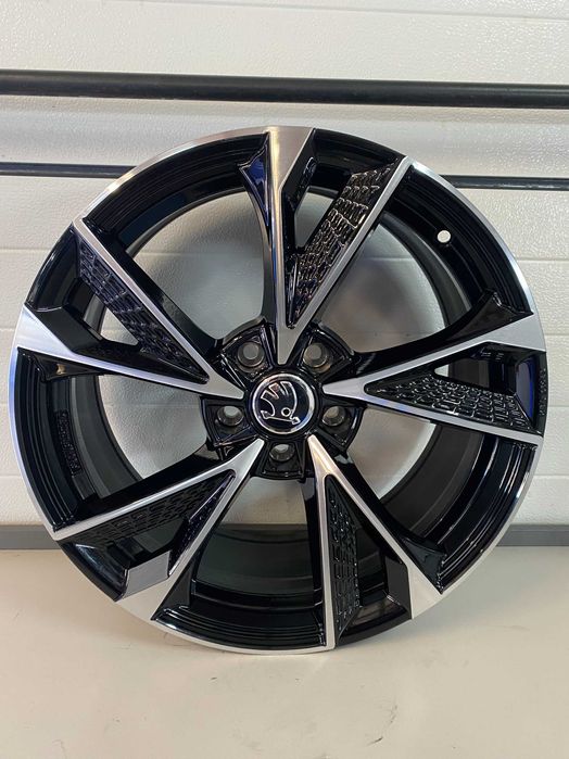 Alufelgi 18 5x112 8J Et.30 Skoda Karoq Octavia Superb MAM RS6 BFP NOWE