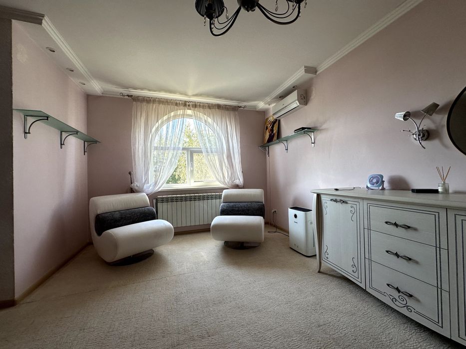 Продам Будинок 330м2 12 сот Романків поруч Сонячна Долина Ходосівка