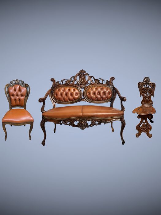 Антикварна  шкіряна  софа  кожаная  банкетка диванчик кушетка крісло