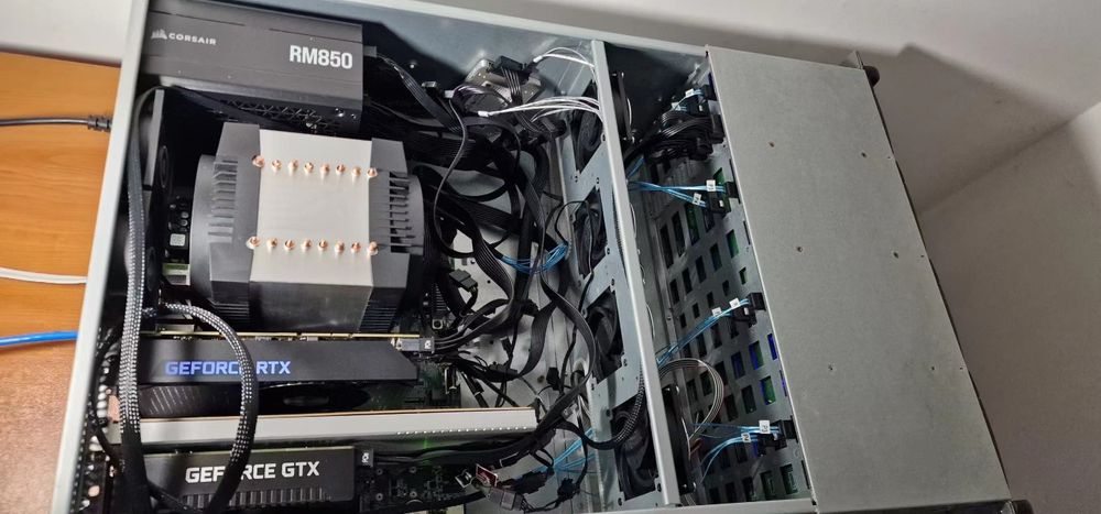 Servidor Epyc + 256GB DDR4 RAM