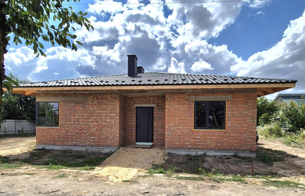 Будинок 97 кв Тарасове, вул. Центральна