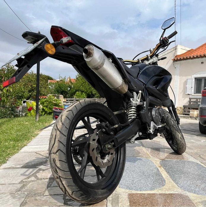 KSR moto tw 125 sm.