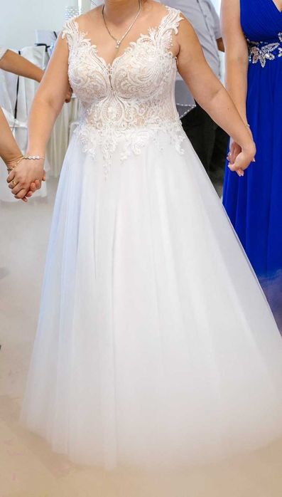 zjawiskowa suknia ślubna