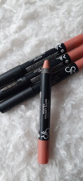 Golden Rose Matte Crayon 26 pomadka w kredce