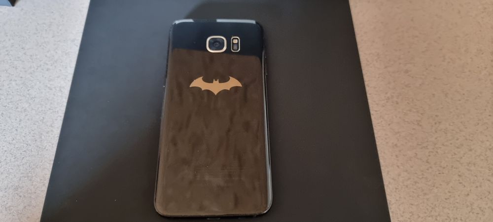 Samsung galaxy S7 edge Injustice edition