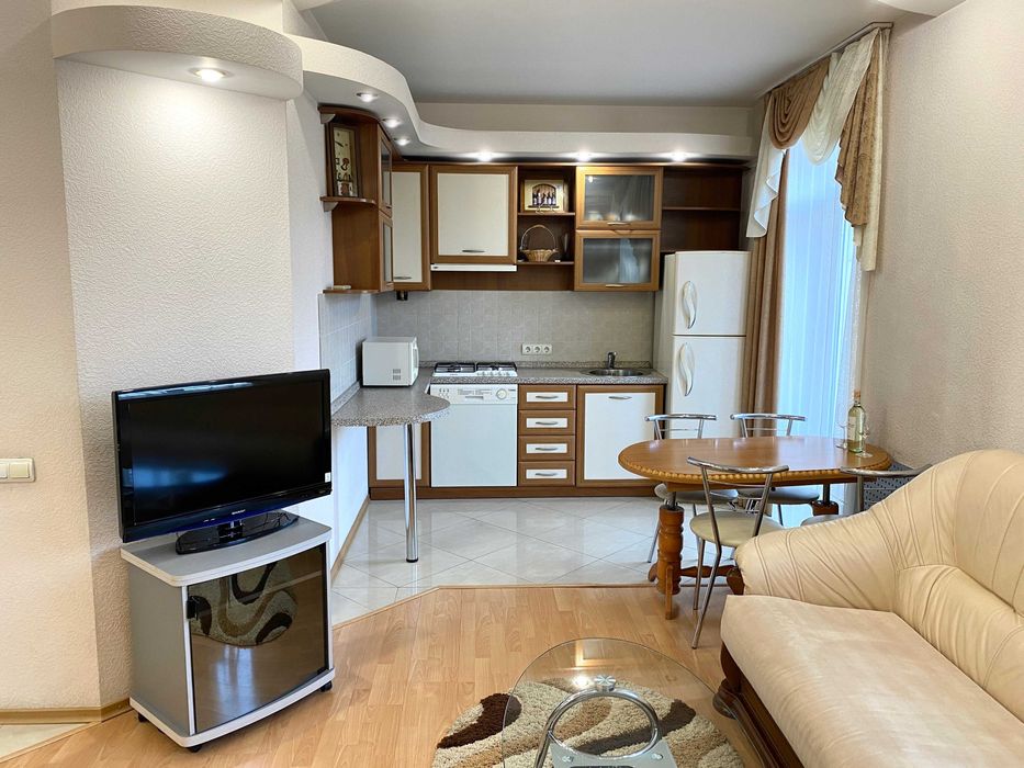 Апартаменты с джакузи. Центр: пр. Яворницкого,Мост-Сити. Собственник