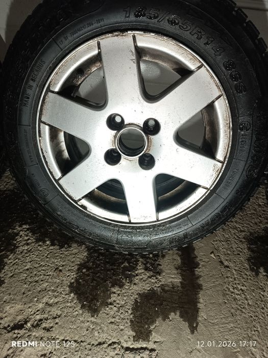 Диски литі R 14 Volkswagen 4*100 зимня резина 185*65 і 175*70 в сборі