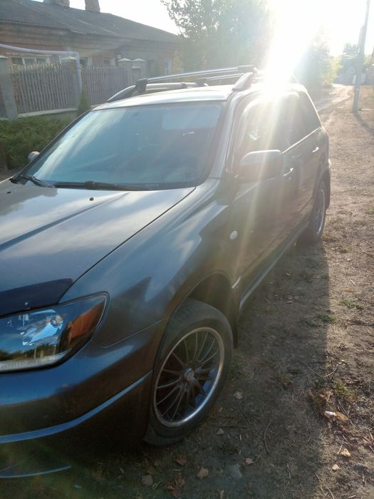 Продам Mitsubishi Outlander 1