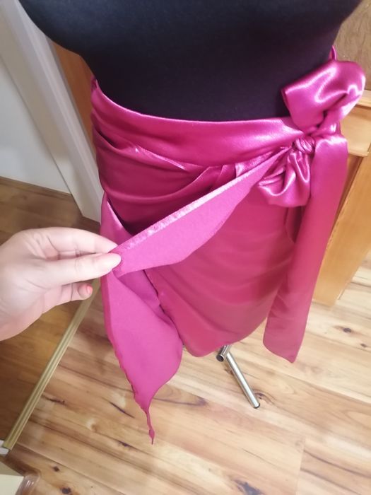 Spódnica z założeniem i wiązaniem 36 - 42