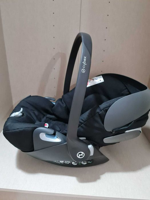 Cloud Z I-Size Plus Deep Black CYBEX