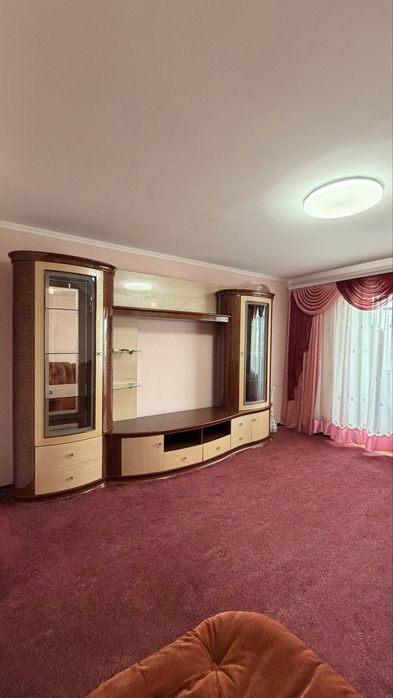 Продаж трикімнатної квартири по вул. Кропивницького в м. Кропивницький