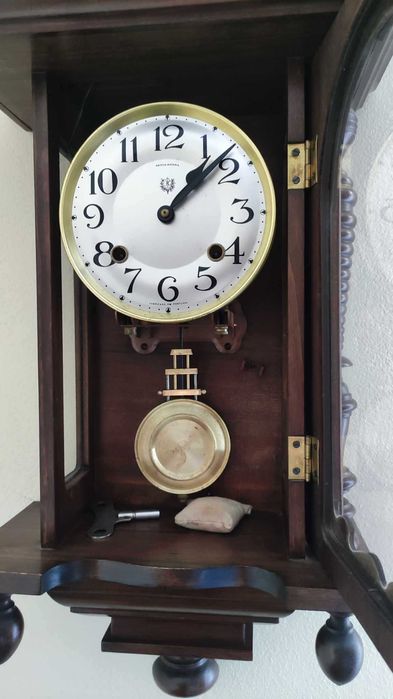 Relógio de parede marca Reguladora