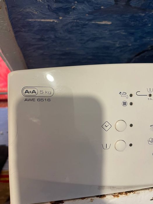 Пральна машина Whirlpool AWE 6516 на запчастини або відновлення
