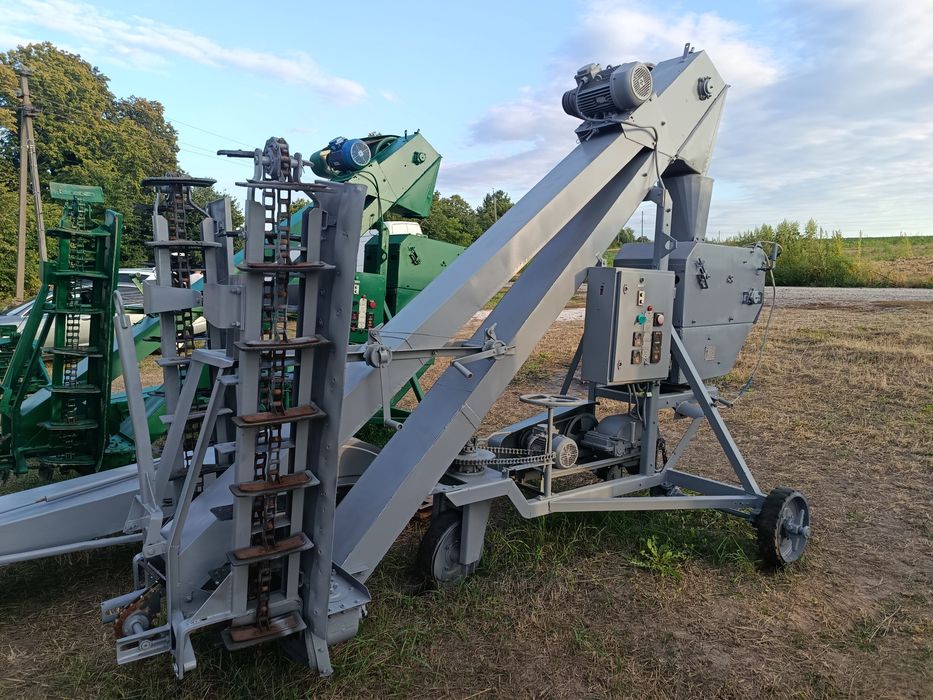 Продам зернопогрузчик Зм-60 А.Зерномет