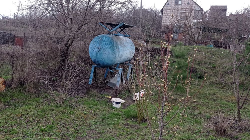 Продам свой  дачный участок 6 сот, в сторону с Любимовка