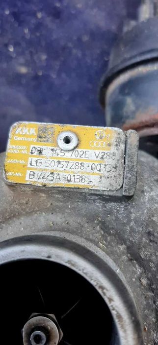 Турбина audi a4 b8 a6 c6 q5 8r 2.0tdi 125KW 170л.с. 03l145702e турбіна
