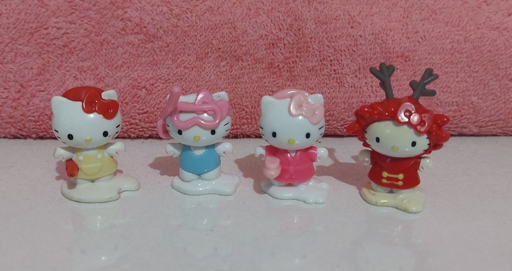 Іграшки з Кіндерів