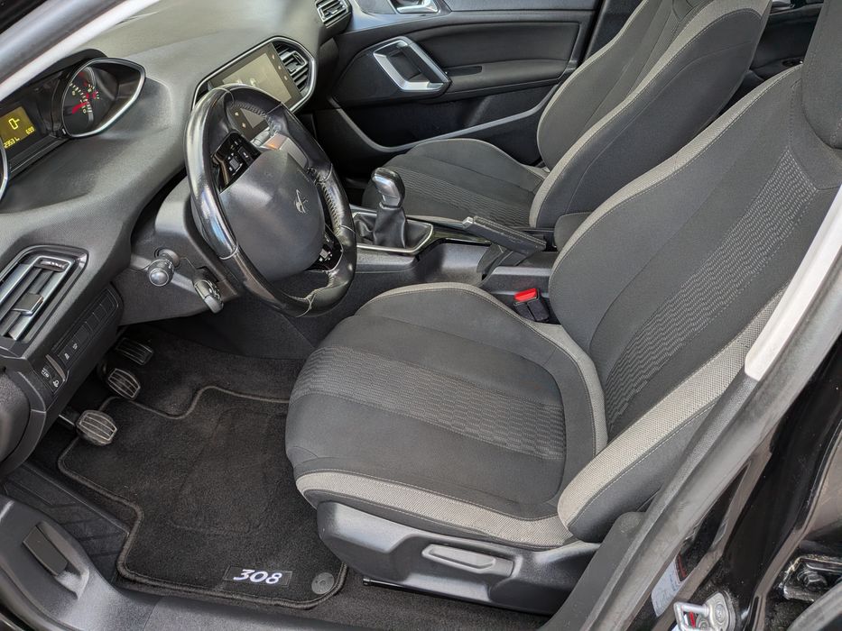 Peugeot 308 1.2 PureTech Active Business foto 5