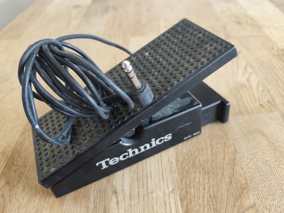 Pedał ekspresji Technics, Footswitch SZ-E2 okazja